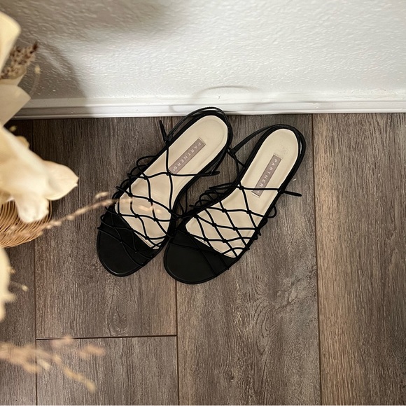 Partners Sandals - Picture 2 of 5